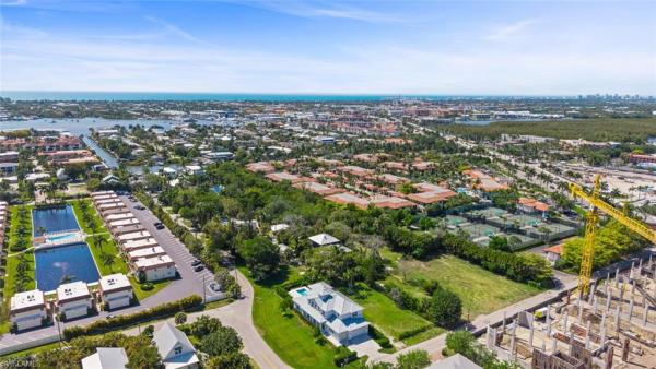 Inomah, 1984 Frederick St, Naples, Florida 34112, image 2