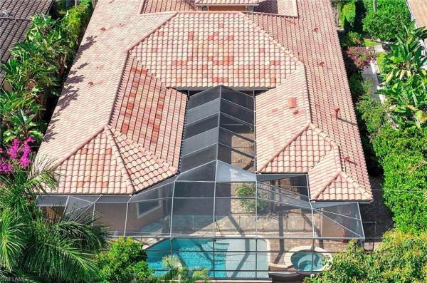 The Moorings, 672 Fairway Ter, Naples, Florida 34103, image 2