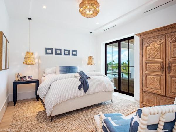 Port Royal, 3040 Fort Charles Dr, Naples, Florida 34102, image 2