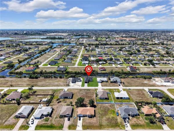 Cape Coral, 1310 11th Ter, Cape Coral, Florida 33993, image 2