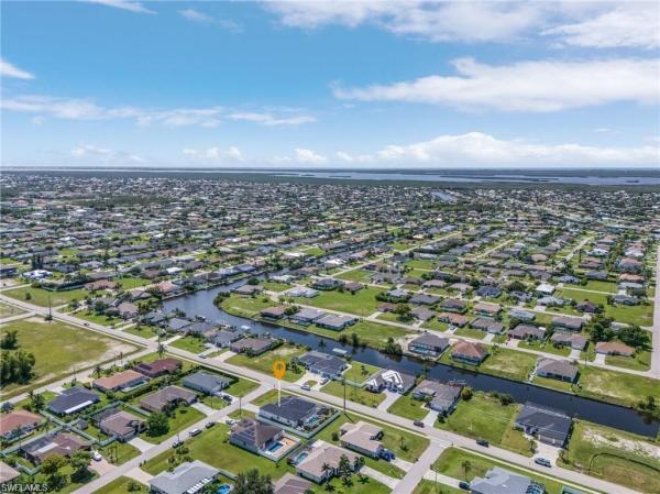 Cape Coral Residential, 1923 27th Ter, Cape Coral, Florida 33914, image 1