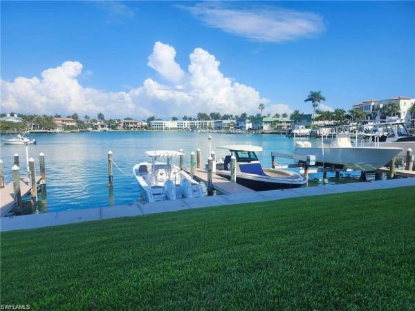 Harbour Cove, 3000 N Gulf Shore Blvd #113, Naples, Florida 34103, image 1