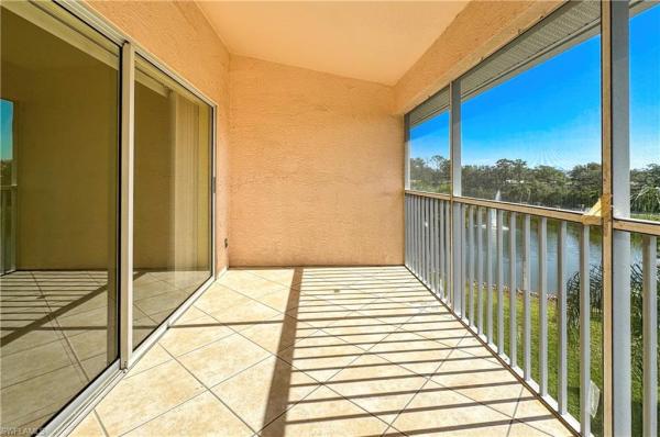 3250 Cypress Glen Way #424, Naples, Florida 34109, image 2