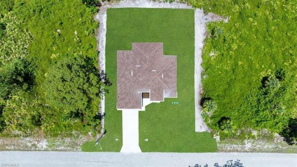 Lehigh Acres, 1033 E Plymouth St, Lehigh Acres, Florida 33974, image 2