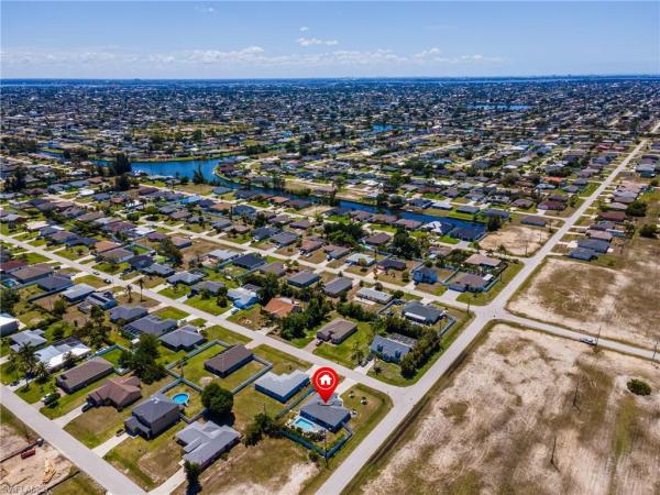 Cape Coral Residential, 709 27th St, Cape Coral, Florida 33914, image 2