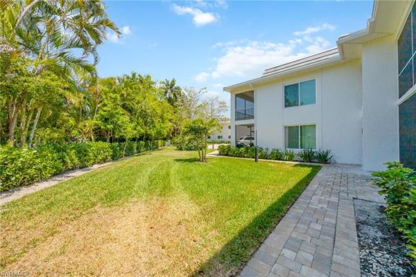 4180 Crayton Rd #E4, Naples, Florida 34103, image 2
