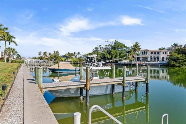 1910 N Gulf Shore Blvd #107, Naples, Florida 34102, image 1