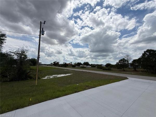 Lehigh Acres, 1089 Eisenhower Blvd, Lehigh Acres, Florida 33974, image 1