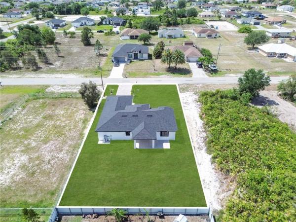 Lehigh Acres, 2606 SW 40th St, Lehigh Acres, Florida 33976, image 3