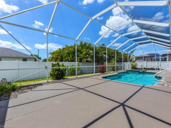 Cape Coral Residential, 2662 31st Ln, Cape Coral, Florida 33914, image 2