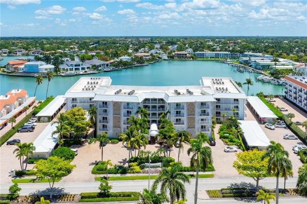 3000 N Gulf Shore Blvd #103, Naples, Florida 34103, image 2