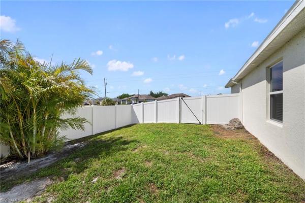 Cape Coral Residential, 1628 9th Ter, Cape Coral, Florida 33993, image 1