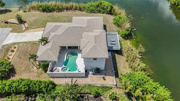 Cape Coral, 2534 20th Ct, Cape Coral, Florida 33909, image 3