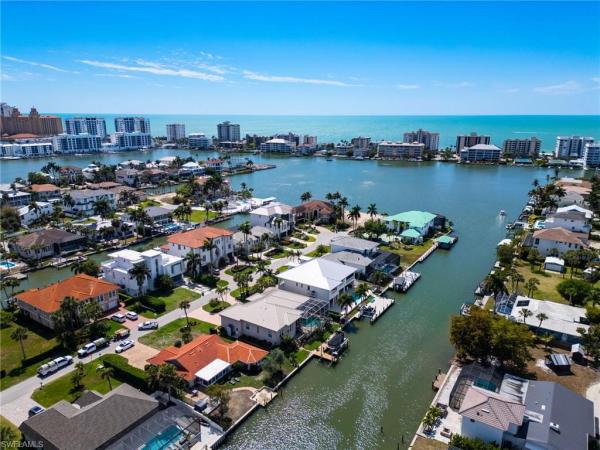 Conners At Vanderbilt Beach, 455 Bayside Ave, Naples, Florida 34108, image 2
