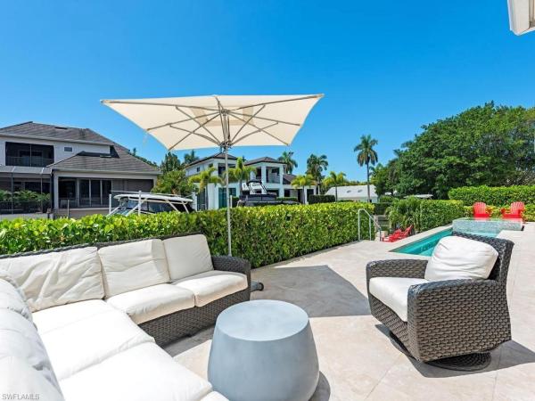 Aqualane Shores, 628 S 21st Ave, Naples, Florida 34102, image 2