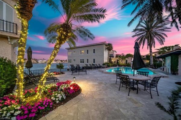 Venetian Villas At Park Shore, 4000 N Gulf Shore Blvd #3300, Naples, Florida 34103, image 2