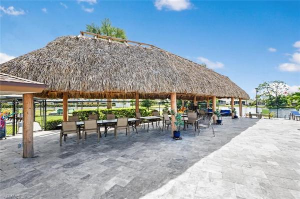 Riviera Golf Estates, 204 Estelle Ct, Naples, Florida 34112, image 3