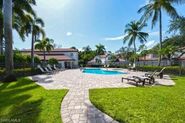 2515 Talon Ct #404, Naples, Florida 34105, image 3
