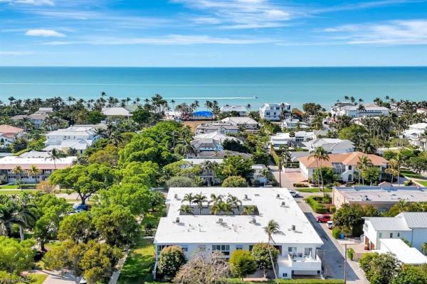 231 S 3rd Ave, Naples, Florida 34102, image 1