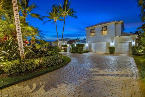 The Moorings, 667 Binnacle Dr, Naples, Florida 34103, image 2