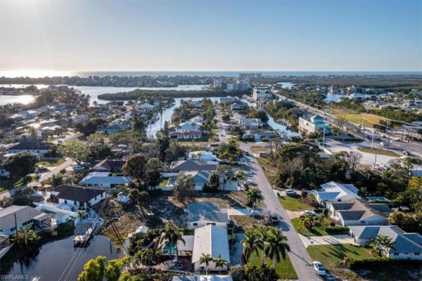 148 1st St, Naples, Florida 34134, image 3