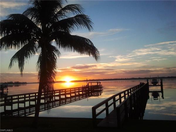 Riverwatch, 6140 River Shore Ct, North Fort Myers, Florida 33917, image 2