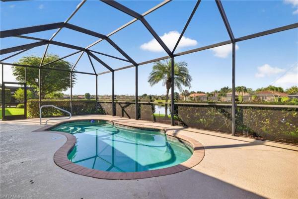 21218 Velino Ln, Estero, Florida 33928, image 3