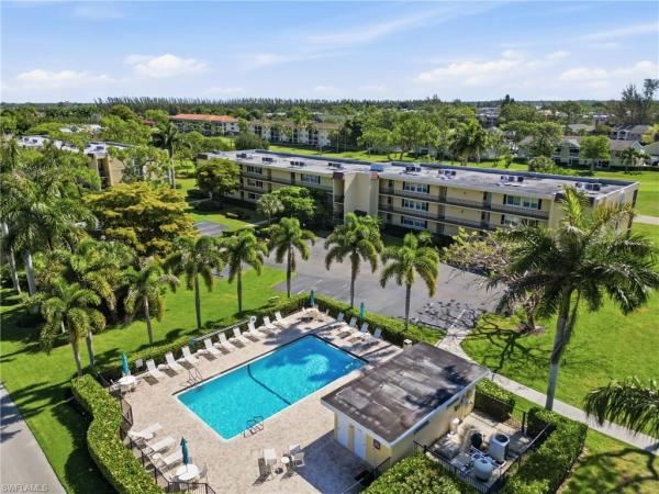 1086 Forest Lakes Dr #106, Naples, Florida 34105, image 1