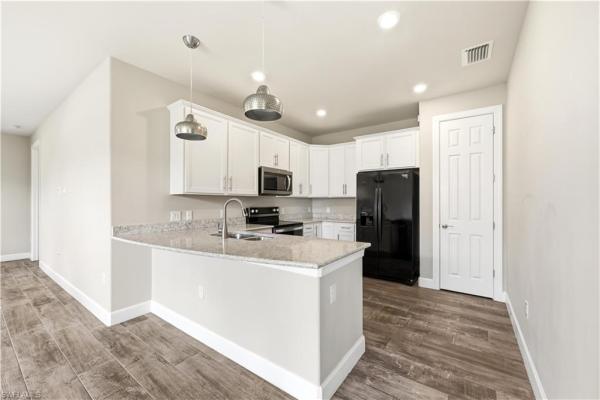 6138 Triumph Ln, Naples, Florida 34142, image 3