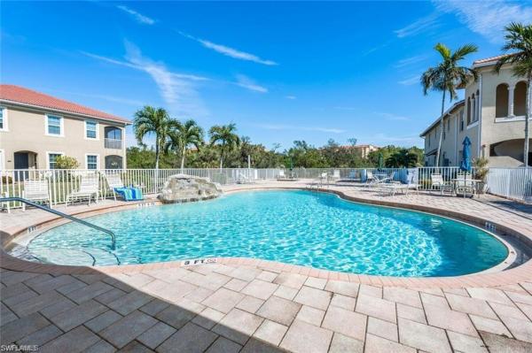 8541 Oakshade Cir #2, Fort Myers, Florida 33919, image 1