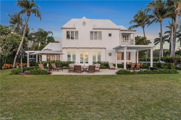 Olde Naples, 23 6th Ave N, Naples, Florida 34102, image 1