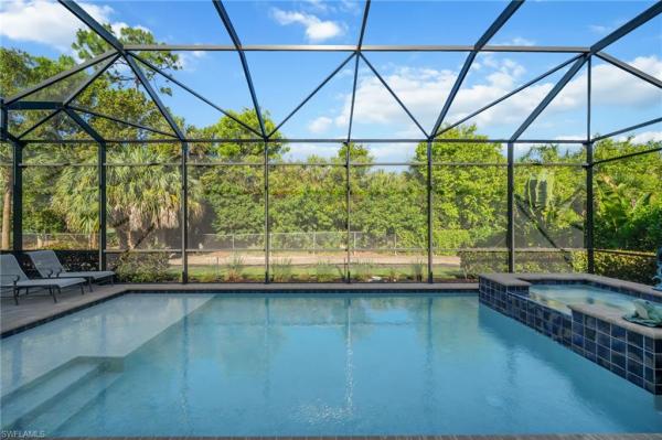 Coco Lakes, 2943 Coco Lakes Dr, Naples, Florida 34105, image 3