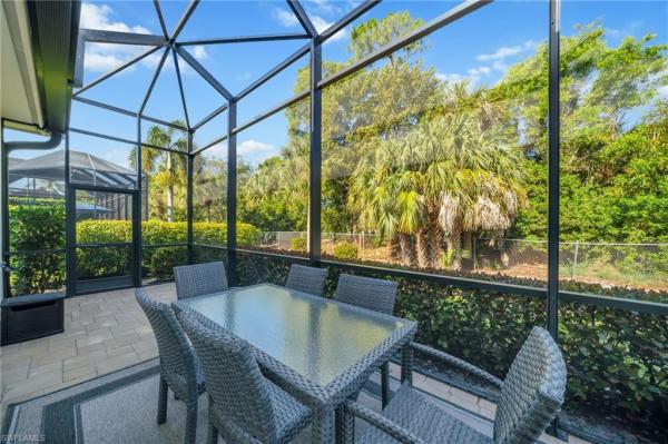 Coco Lakes, 2943 Coco Lakes Dr, Naples, Florida 34105, image 2