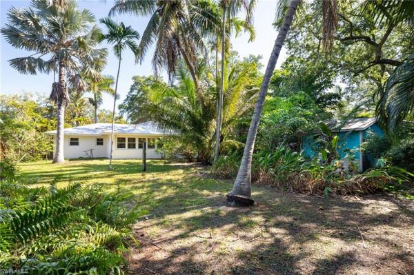 Brookside, 2424 Harbor Rd, Naples, Florida 34104, image 3