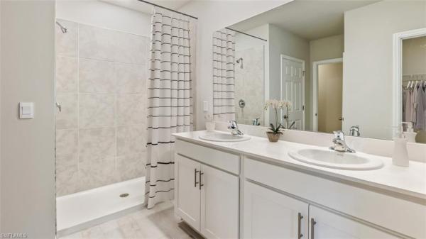 Cape Coral, 1303 1st St, Cape Coral, Florida 33991, image 3