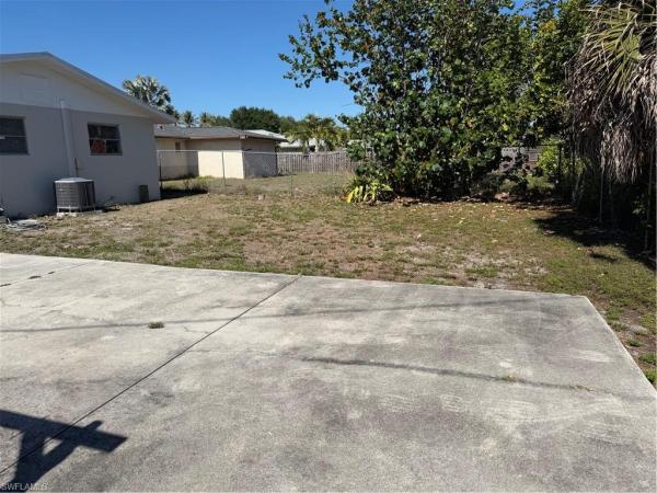 40 1st St, Naples, Florida 34134, image 1