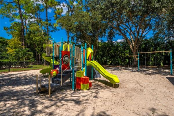 Briarwood, 912 Briarwood Blvd, Naples, Florida 34104, image 2