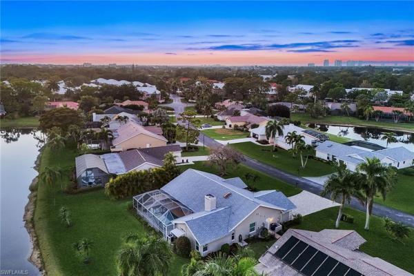 Vanderbilt Lakes, 3803 Essex Pl, Bonita Springs, Florida 34134, image 2