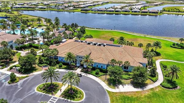 6124 Victory Dr, Naples, Florida 34142, image 1