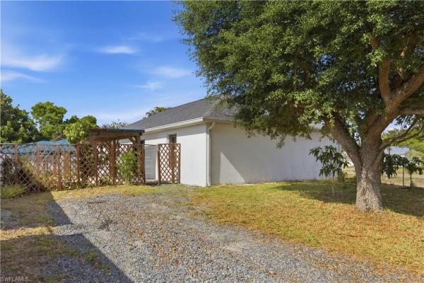 Tropic Isles, 1082 Ridgeway Dr, North Fort Myers, Florida 33903, image 1