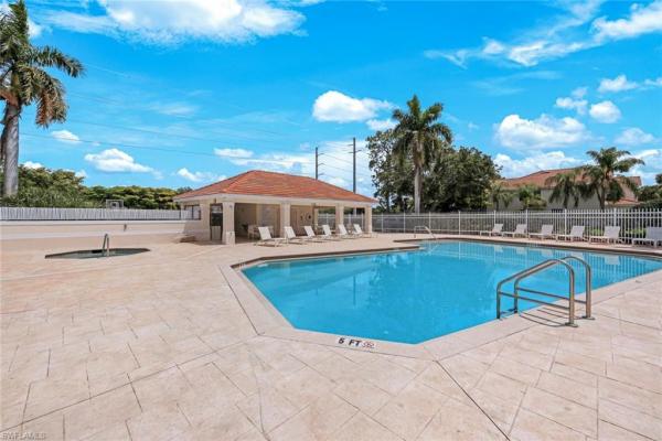 1088 Oxford Ln #48, Naples, Florida 34105, image 1