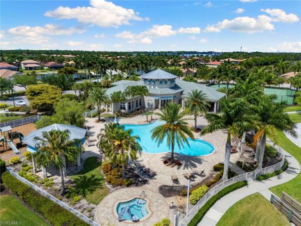 Lindsford, 3215 Birchin Ln, Fort Myers, Florida 33916, image 2