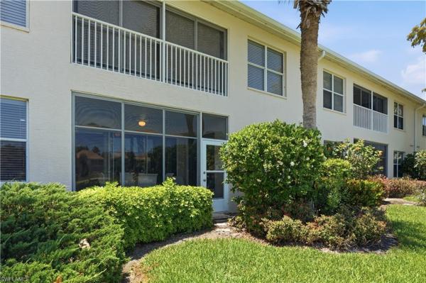 800 Carrick Bend Cir #103, Naples, Florida 34110, image 3