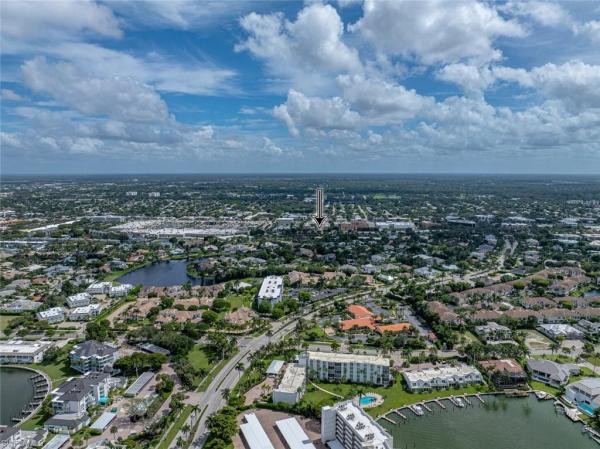 4082 Belair Ln #11, Naples, Florida 34103, image 2