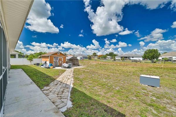 Lehigh Acres, 917 Albert Ave, Lehigh Acres, Florida 33971, image 3