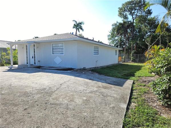 Naples Manor, 5234 Sholtz St, Naples, Florida 34113, image 1