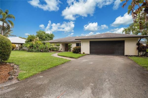 Willoughby Acres, 216 Willoughby Dr, Naples, Florida 34110, image 3