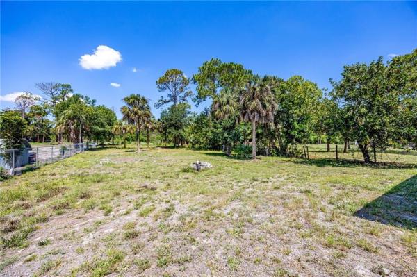 Golden Gate Estates, 841 SE 8th St, Naples, Florida 34117, image 2