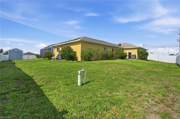 Cape Coral, 2823 Juanita Pl, Cape Coral, Florida 33993, image 1