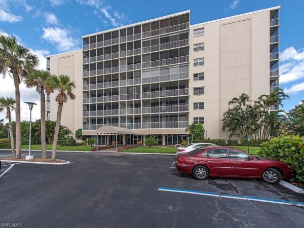 5 Bluebill Ave #504, Naples, Florida 34108, image 2